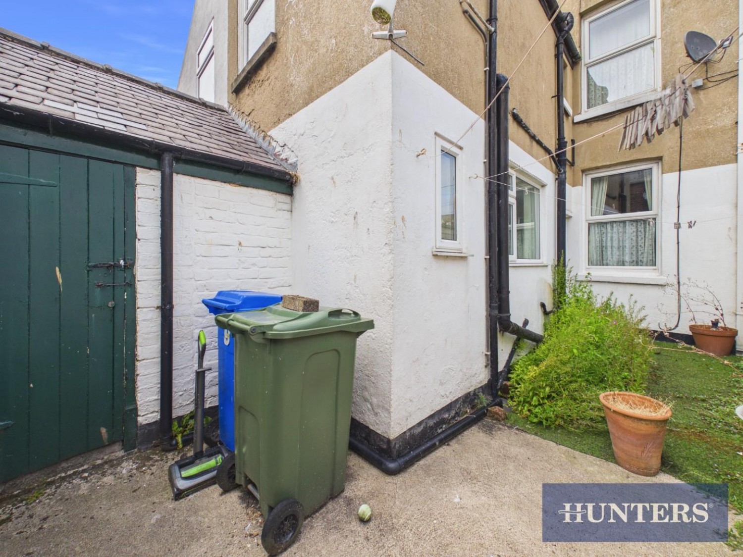 4 bedroom House for sale in Westmoreland Avenue, Bridlington