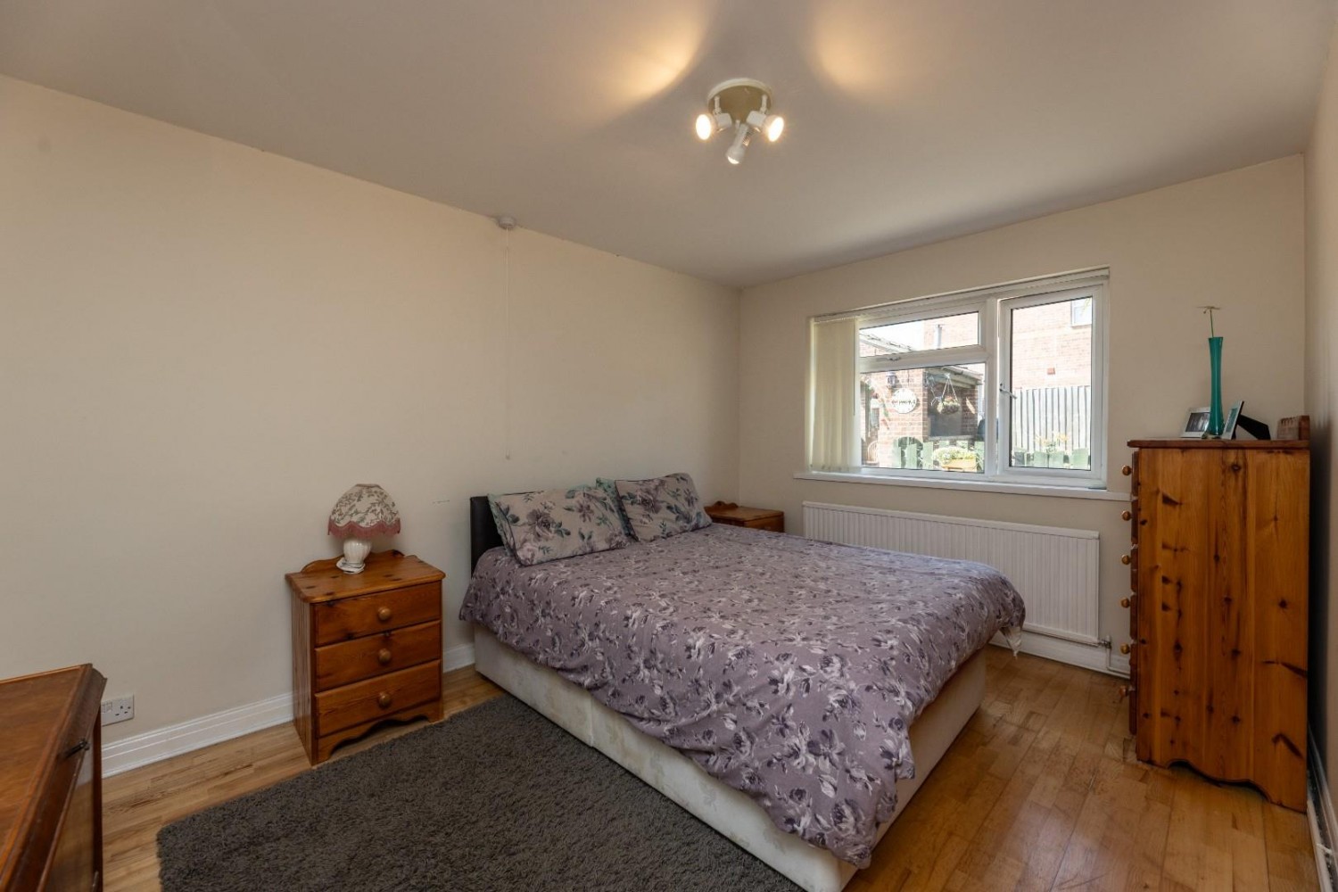 5 bedroom Bungalow for sale in Womersley Road, Knottingley