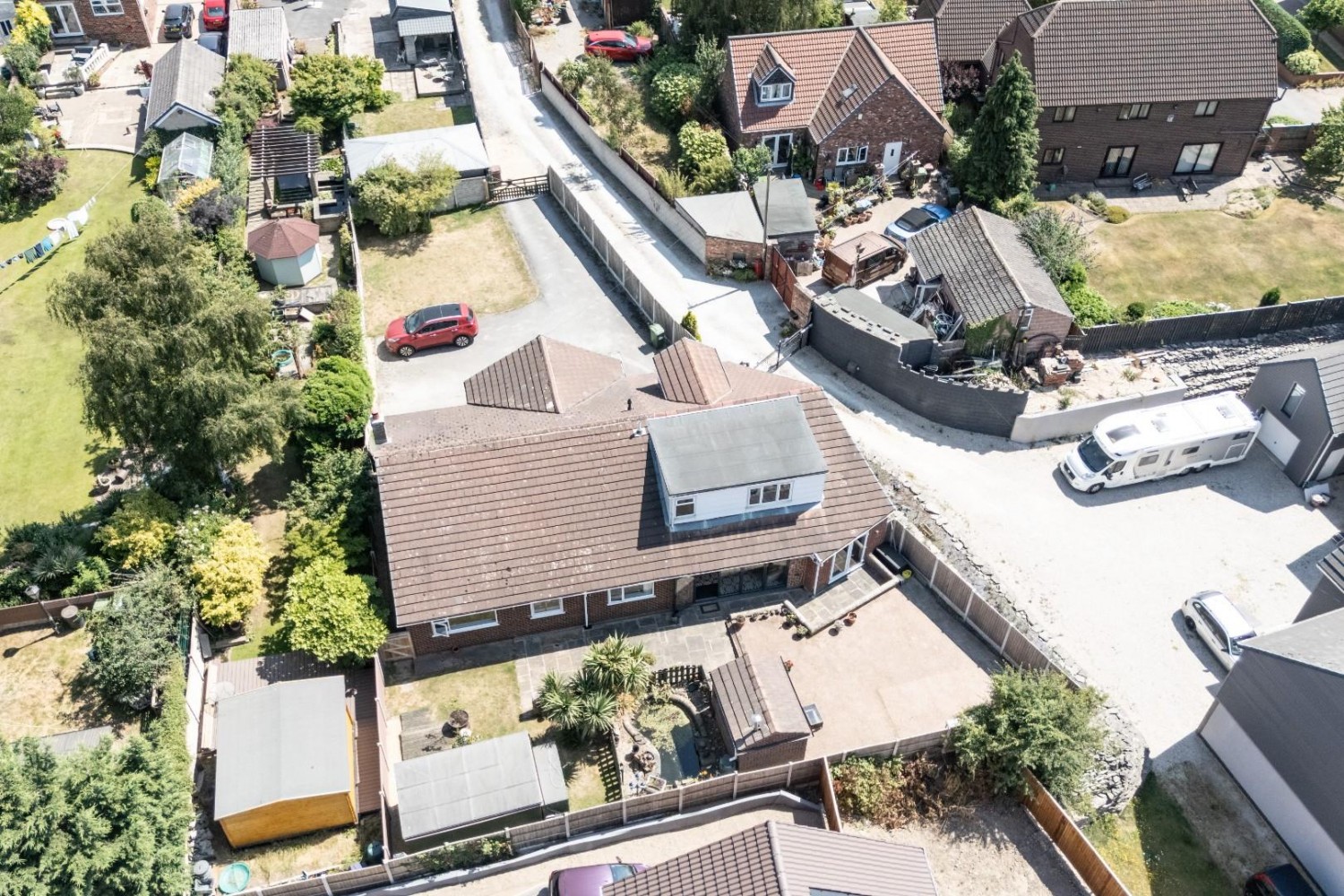 5 bedroom Bungalow for sale in Womersley Road, Knottingley