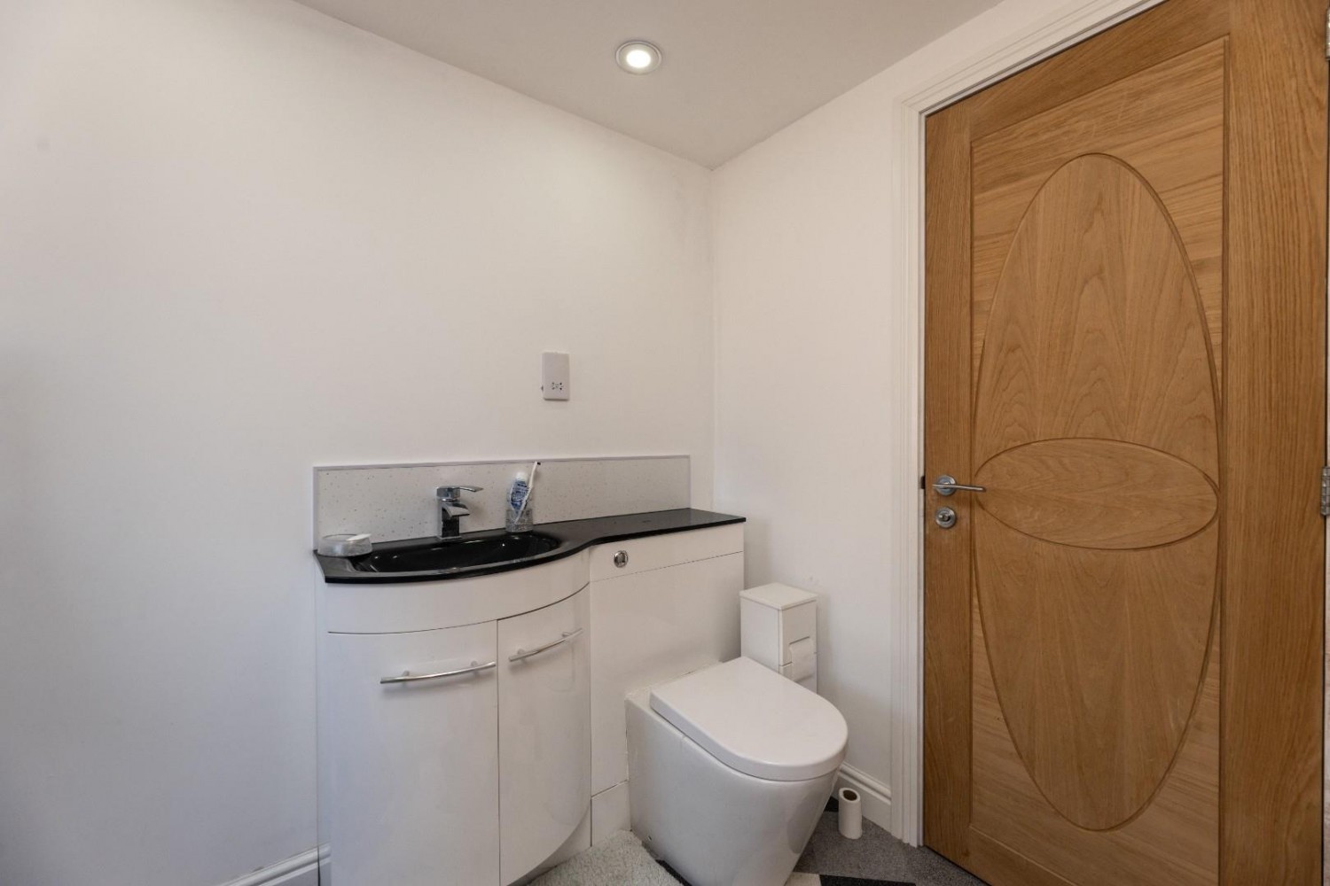 5 bedroom Bungalow for sale in Womersley Road, Knottingley