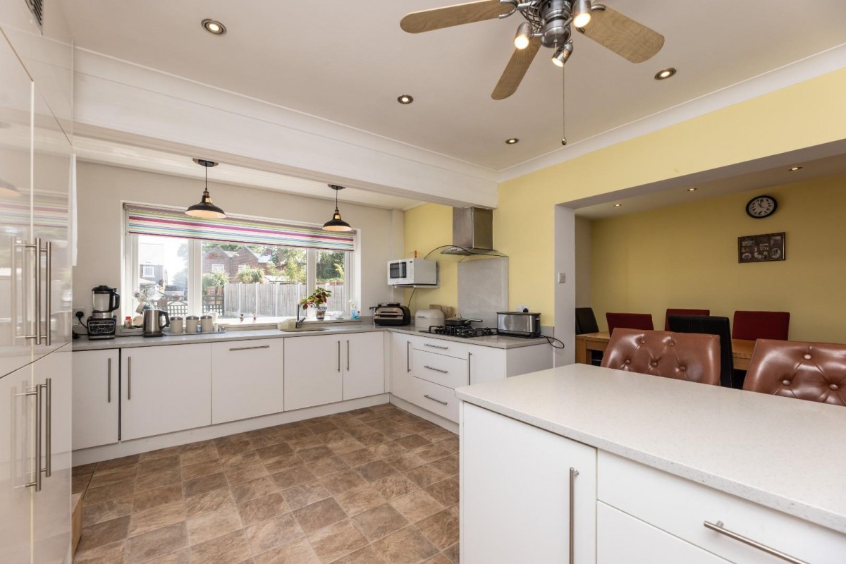 Womersley Road, Knottingley