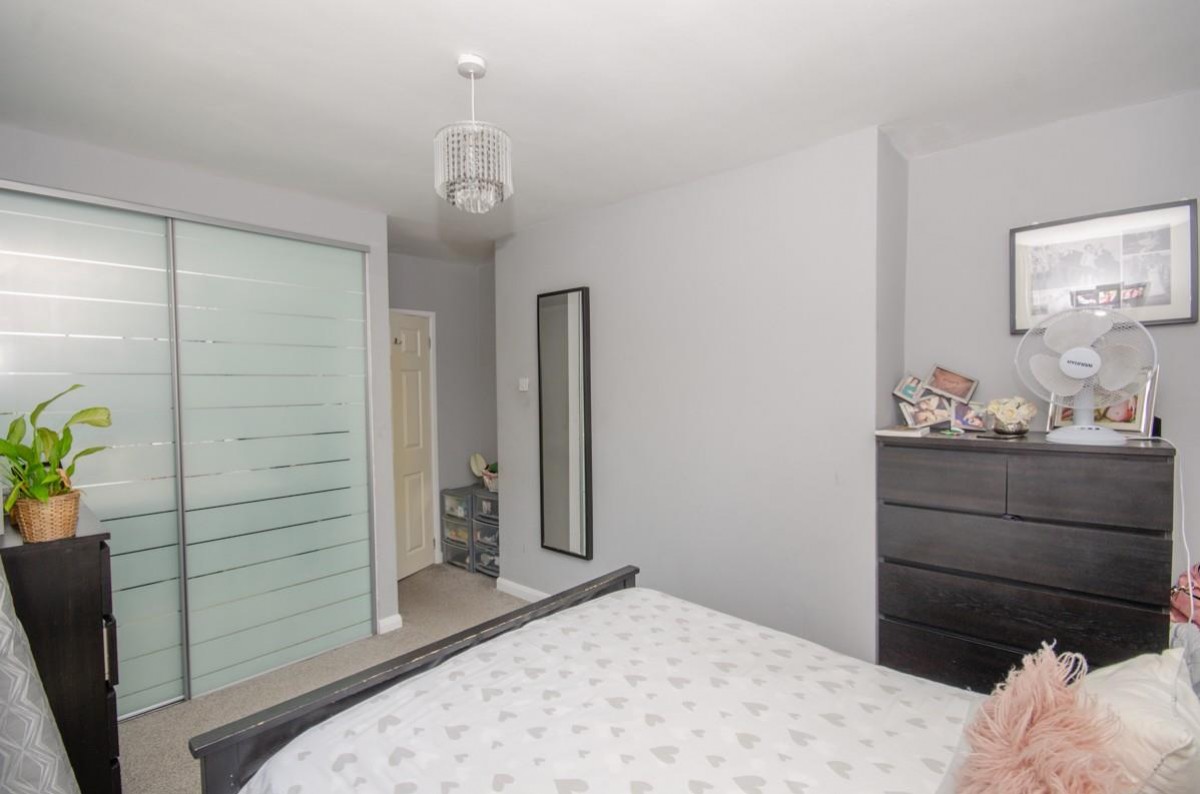 Long Road, Mangotsfield, Bristol, BS16 9HW