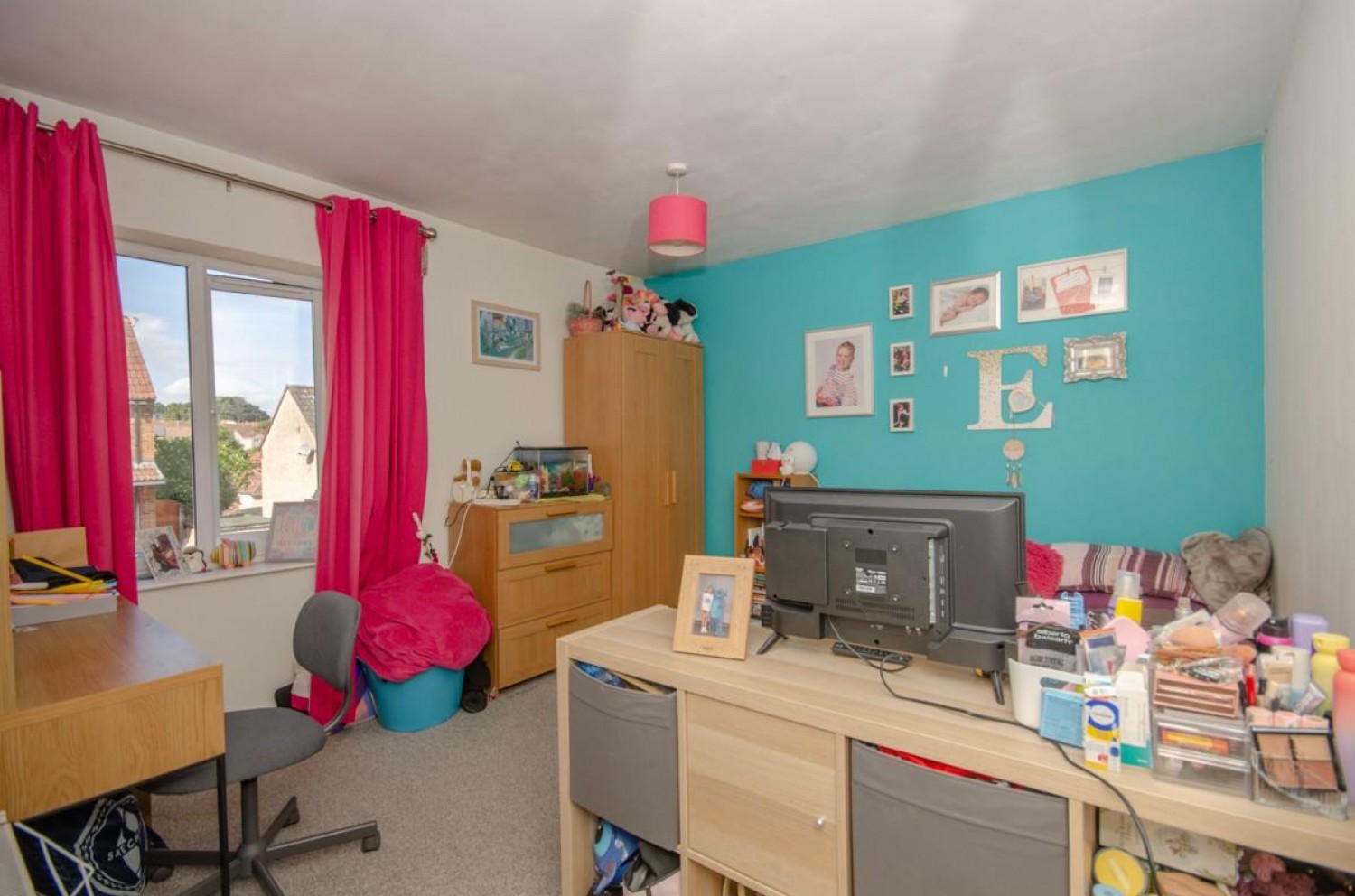 3 bedroom House for sale in Long Road, Mangotsfield, Bristol, BS16 9HW
