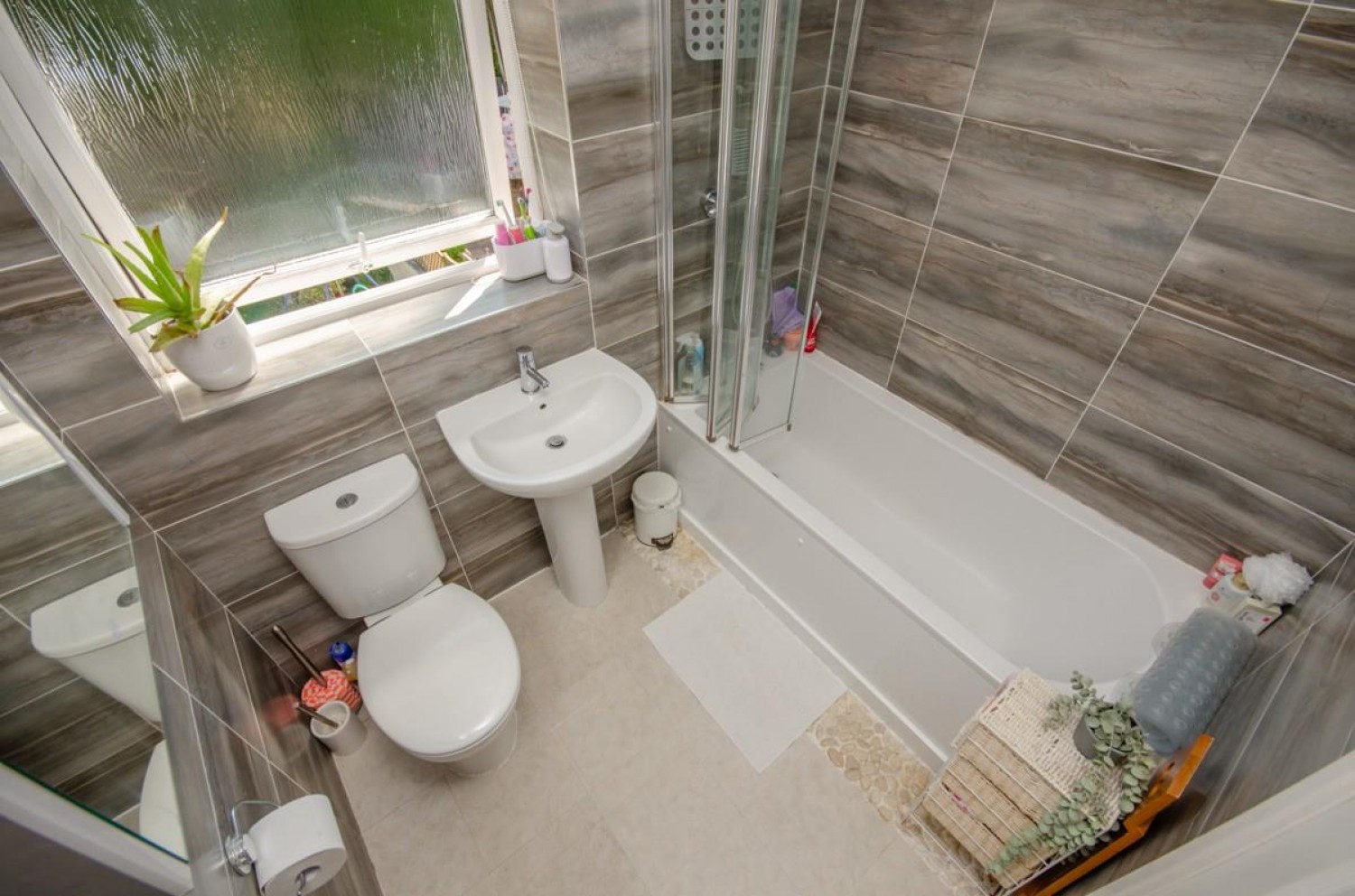 3 bedroom House for sale in Long Road, Mangotsfield, Bristol, BS16 9HW
