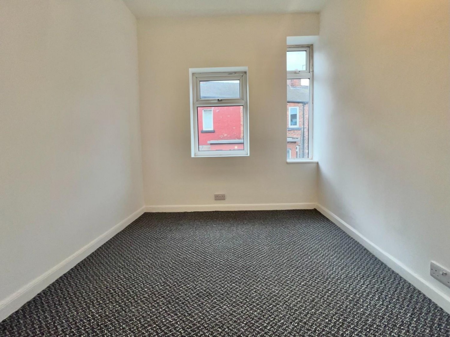 3 bedroom House to let in Doncaster Road, Barnsley
