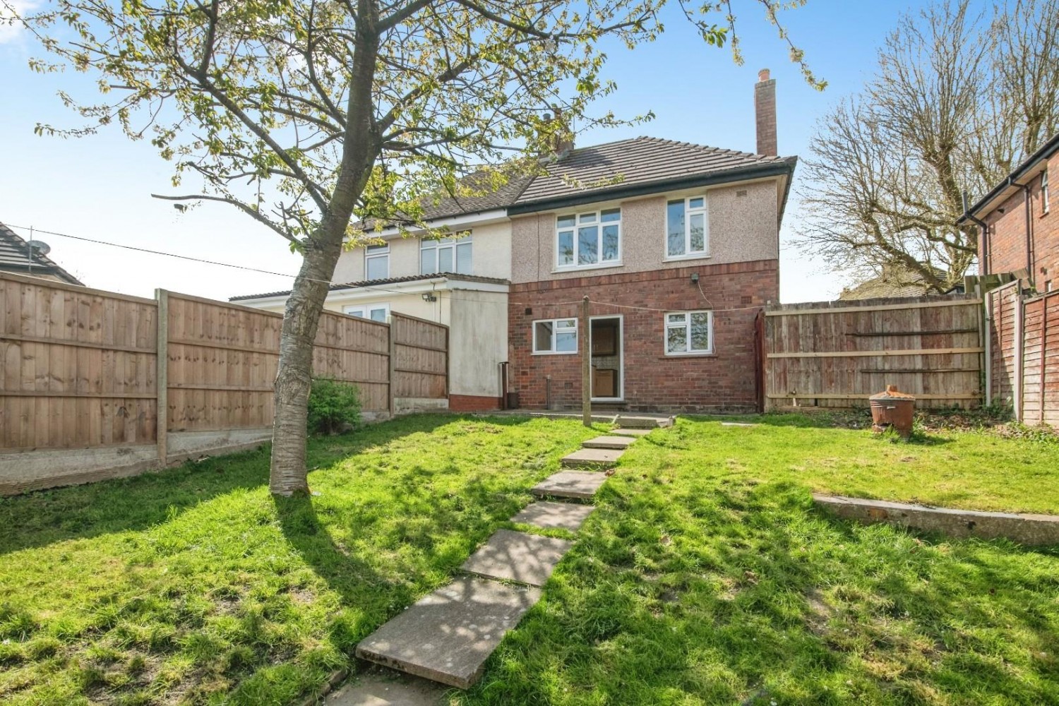 3 bedroom House for sale in Ash Road, Dudley