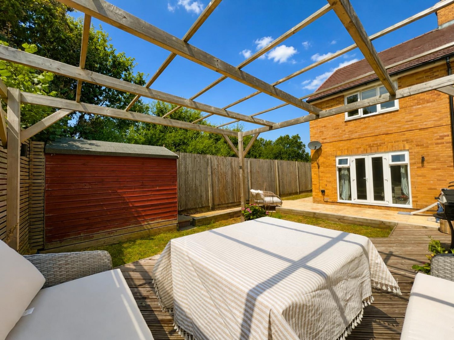 2 bedroom House for sale in Ryeland Way, Bridgefield