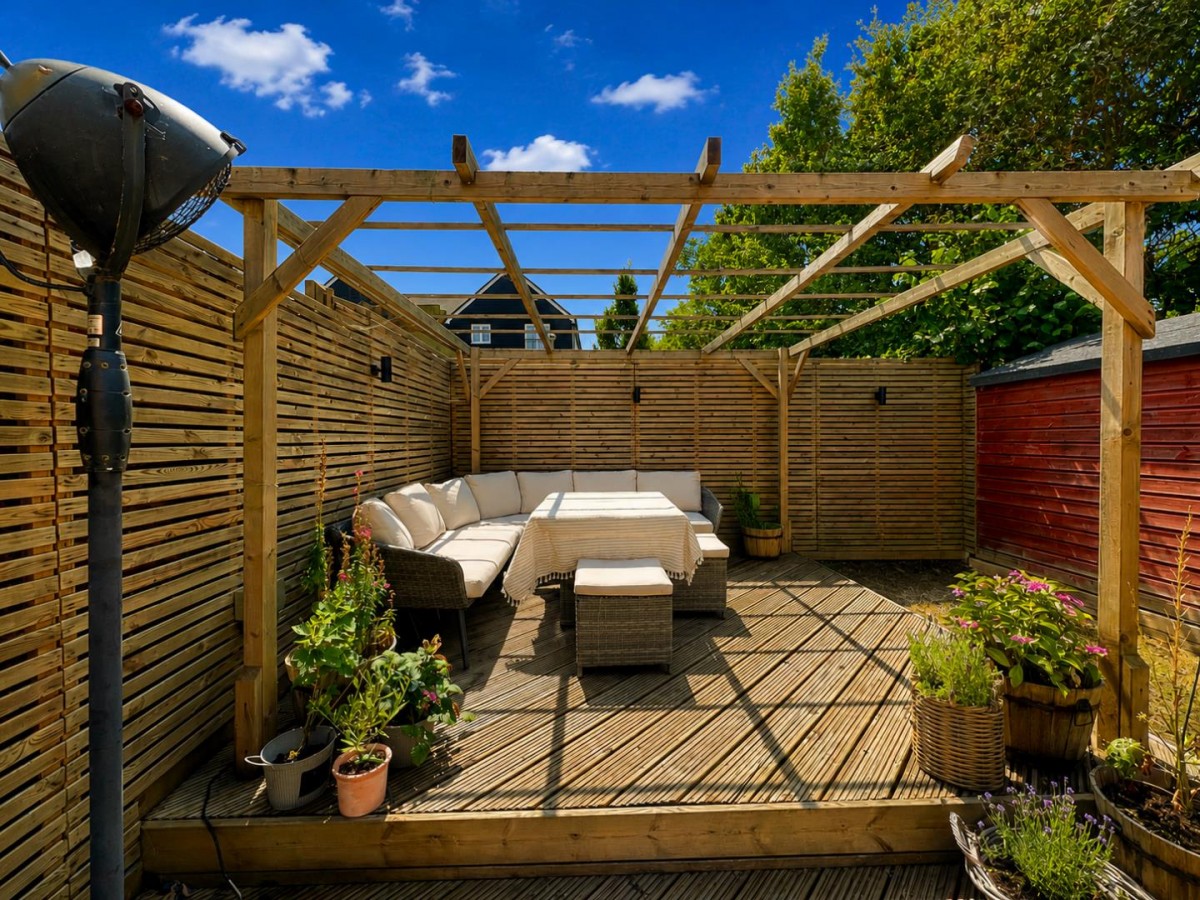 Ryeland Way, Bridgefield