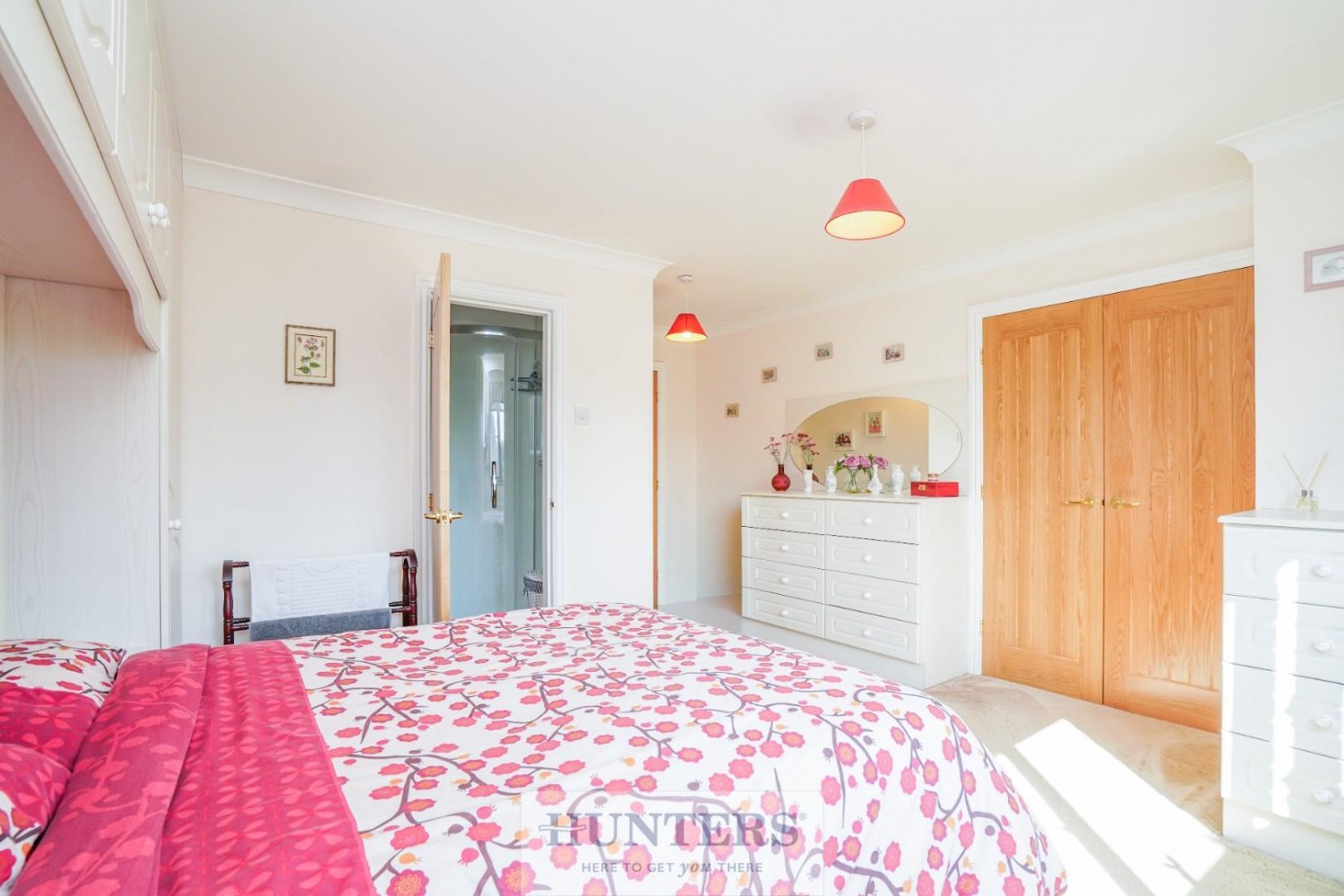 4 bedroom House for sale in Hirst Road, Chapel Haddlesey, Selby