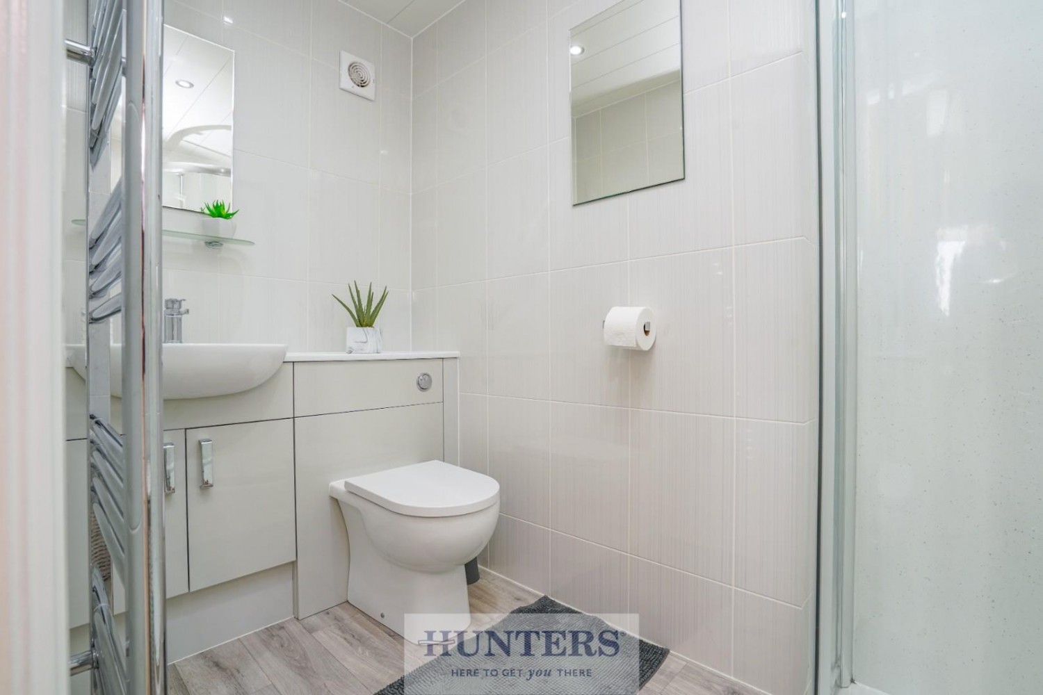 4 bedroom House for sale in Hirst Road, Chapel Haddlesey, Selby