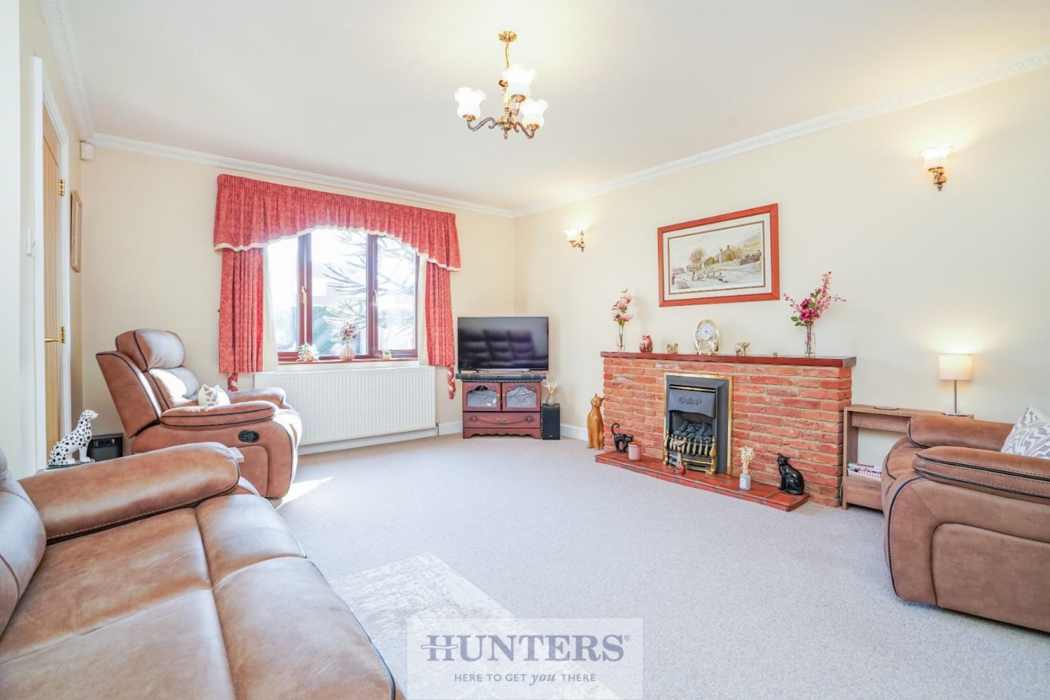 4 bedroom House for sale in Hirst Road, Chapel Haddlesey, Selby