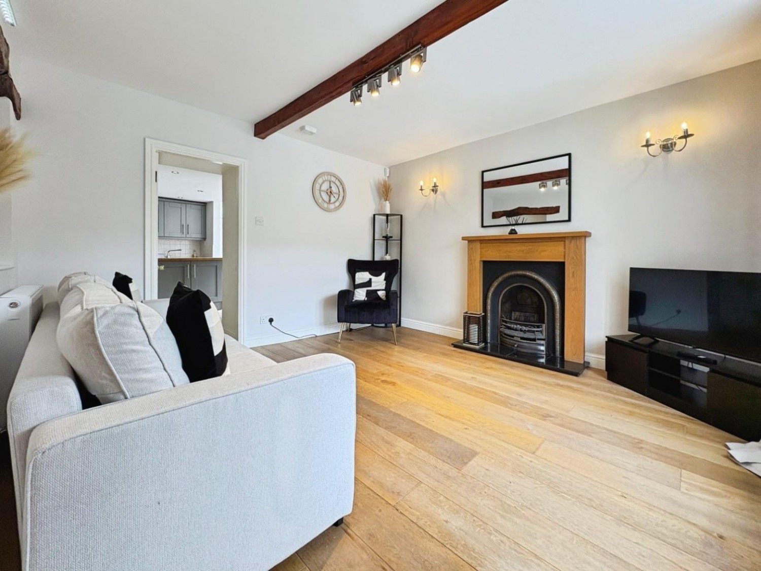 3 bedroom House for sale in Bridge House, The Green, Kettlewell