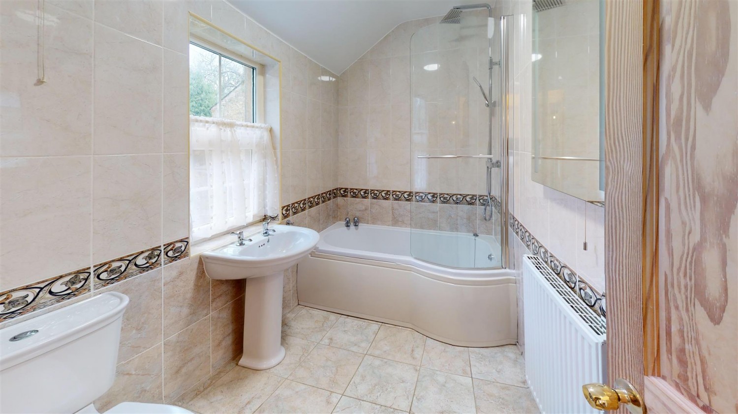 3 bedroom House for sale in Bridge House, The Green, Kettlewell