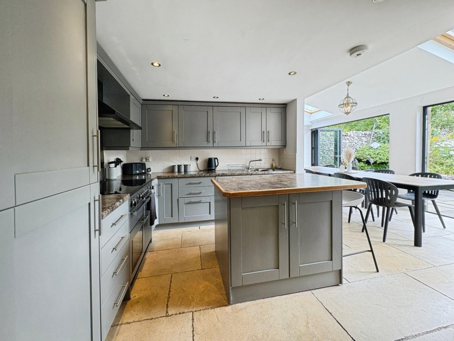 3 bedroom House for sale in Bridge House, The Green, Kettlewell