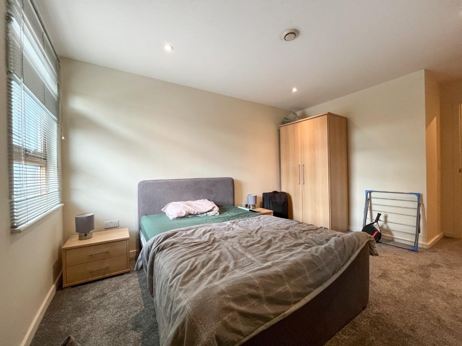 2 bedroom Flat to let in The Gateway North, East Street, Leeds