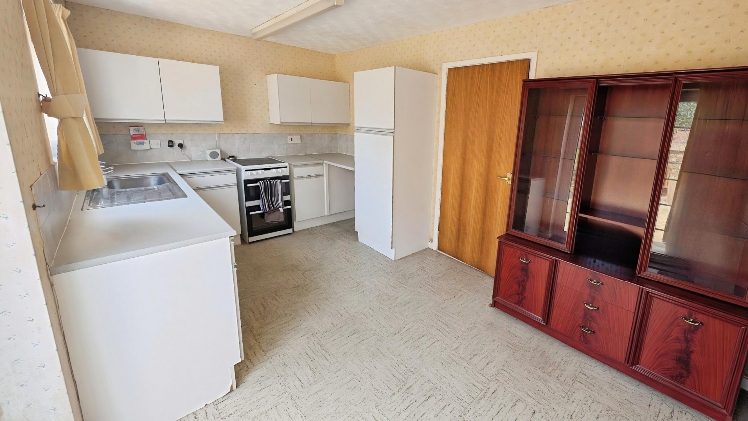 3 bedroom House for sale in Longs Drive, Yate, Bristol