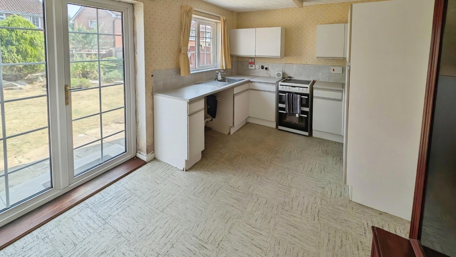 3 bedroom House for sale in Longs Drive, Yate, Bristol
