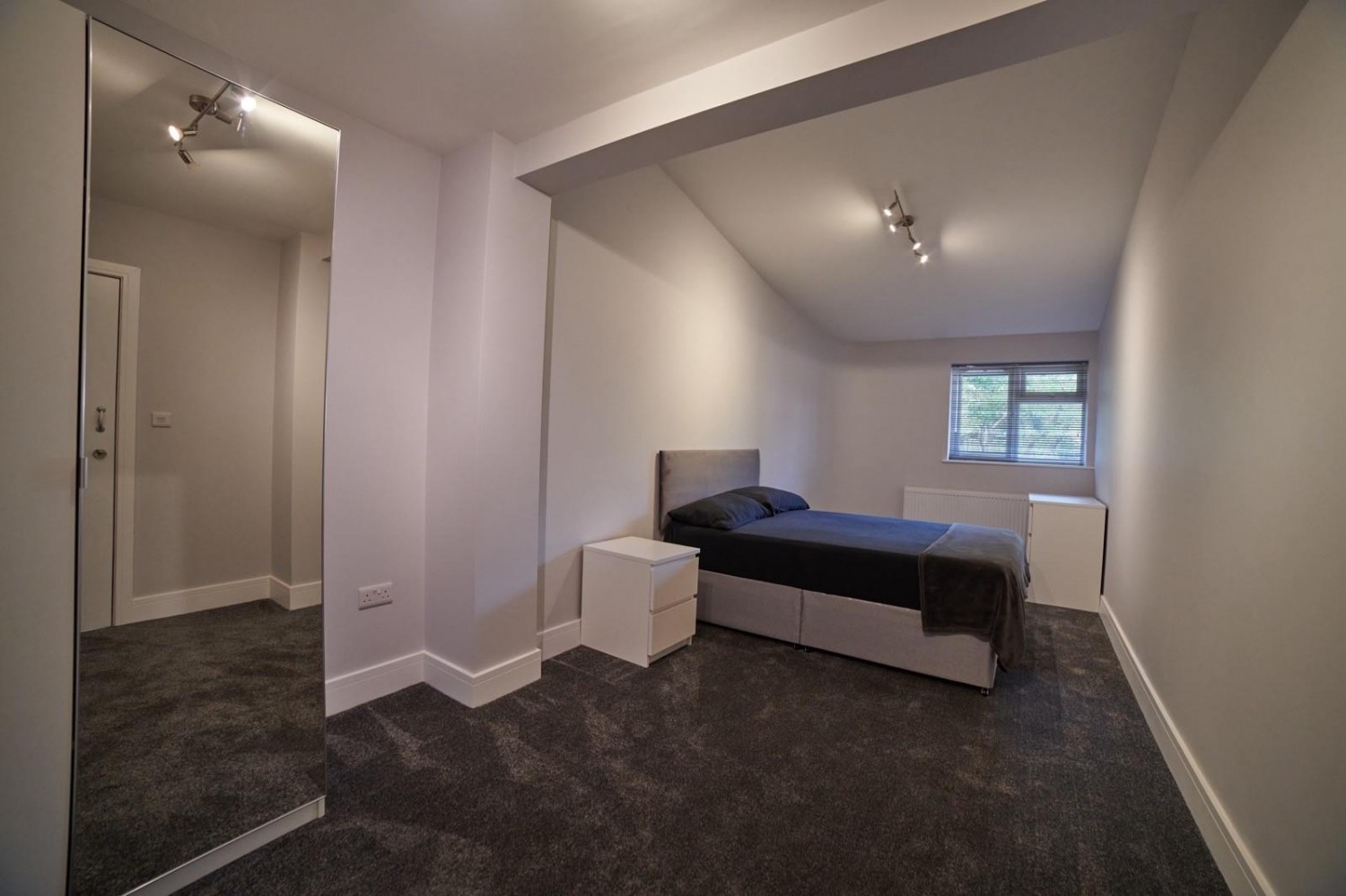 1 bedroom Flat to let in Milford Gardens, Edgware