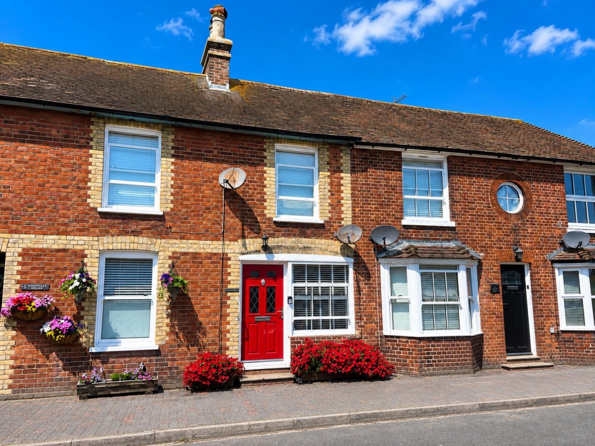 Lees Road, Brabourne
