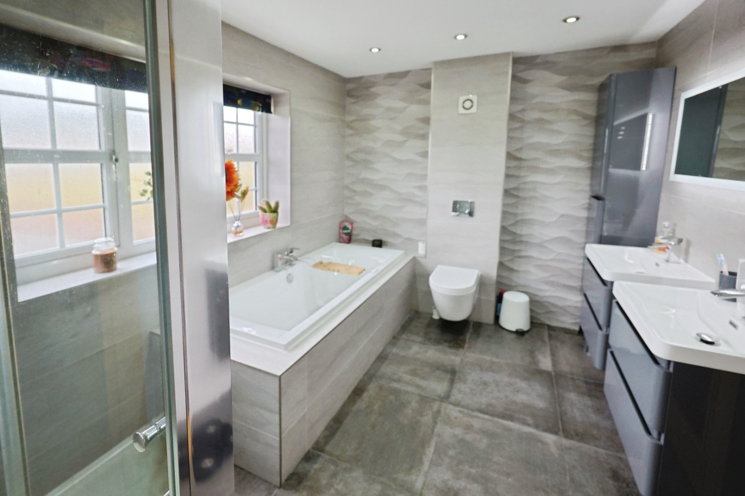 6 bedroom House for sale in The Burn, Willington