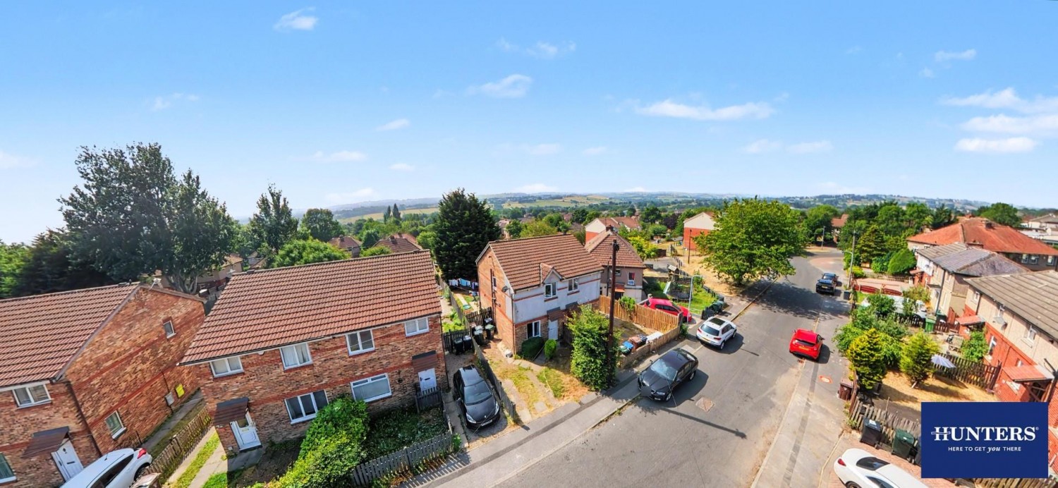 2 bedroom House for sale in Vivien Road Bradford, BD8 0PH