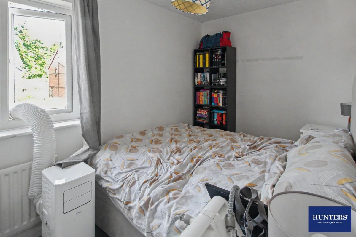 Vivien Road Bradford, BD8 0PH