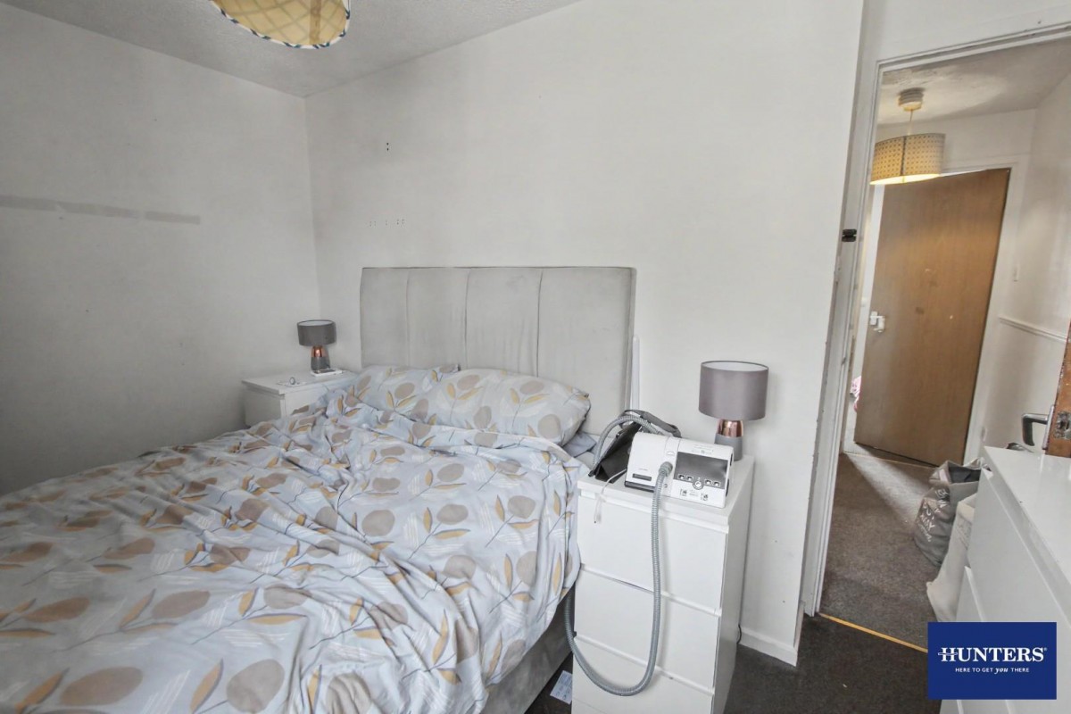 Vivien Road Bradford, BD8 0PH