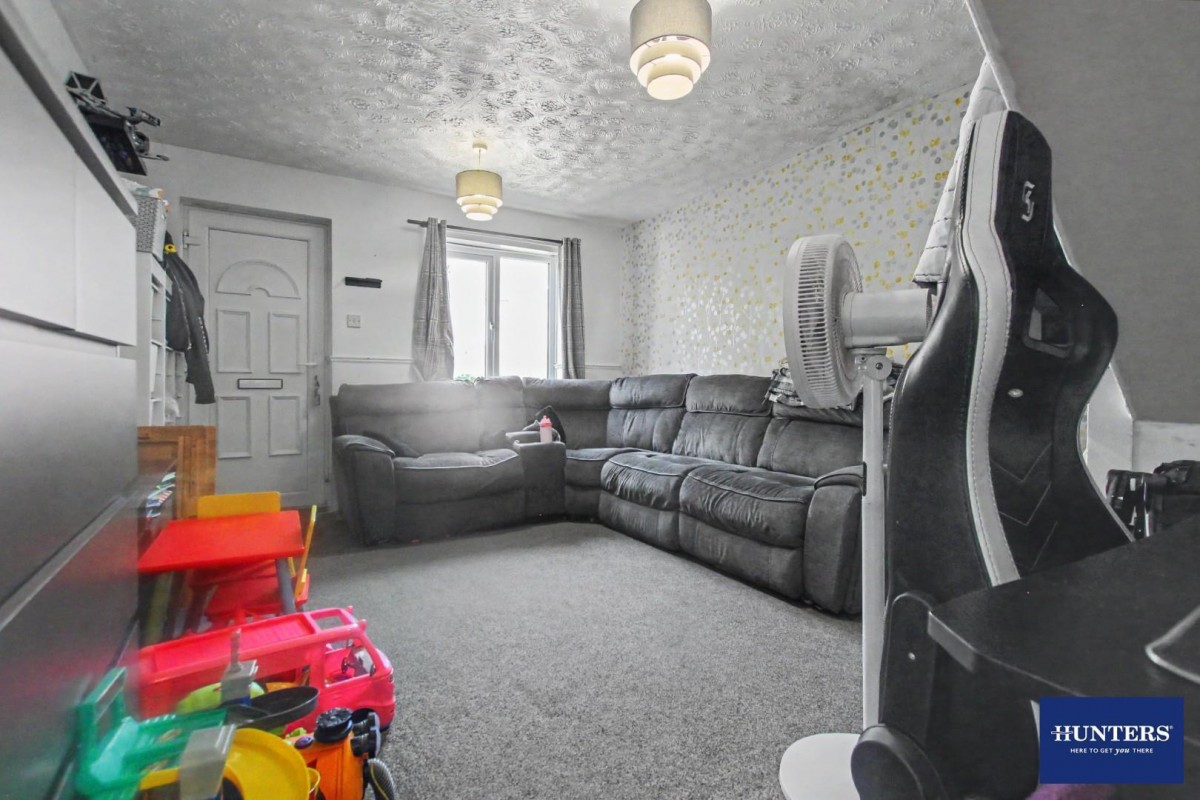 Vivien Road Bradford, BD8 0PH