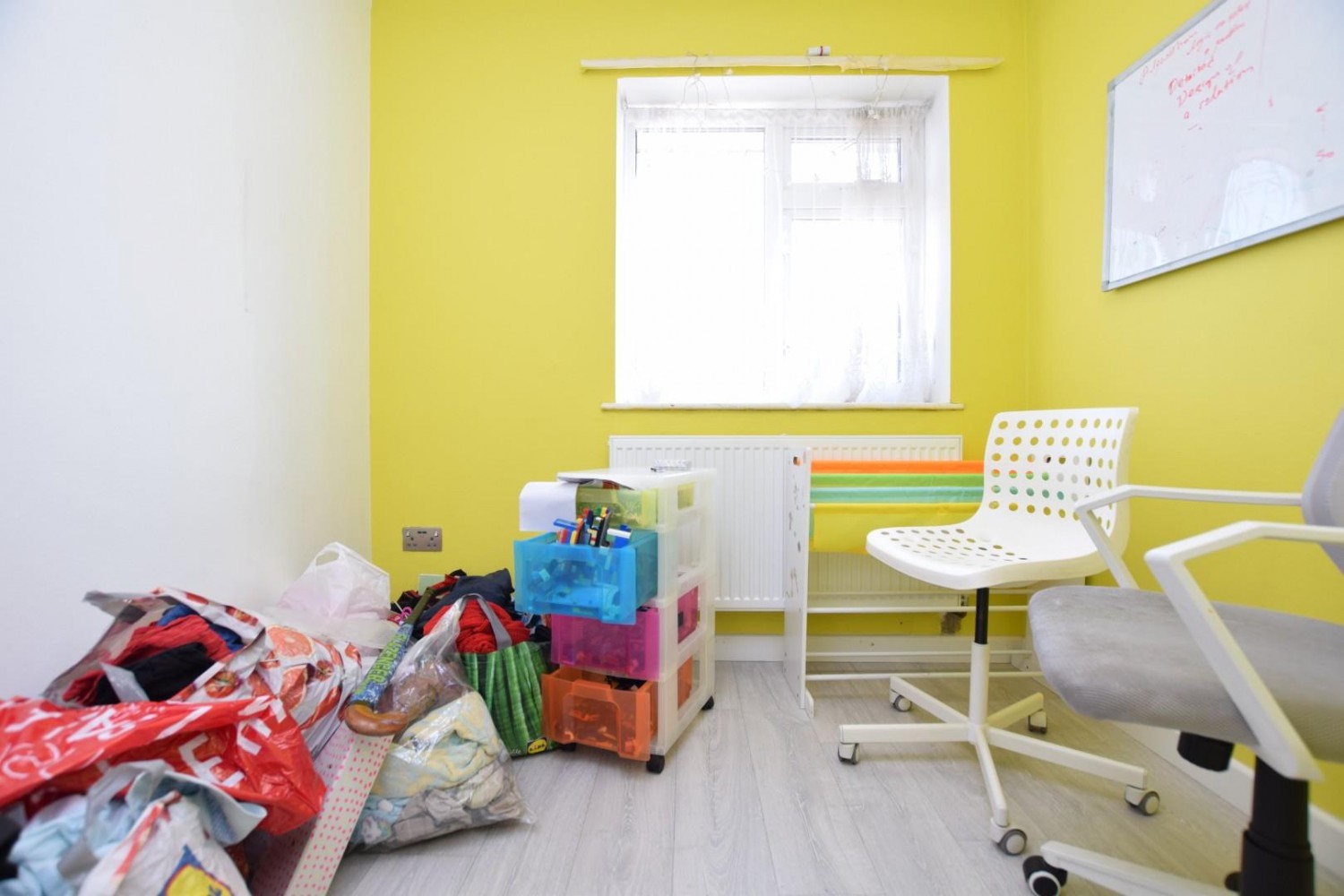 3 bedroom House to let in Tendring Way, Chadwell Heath, RM6