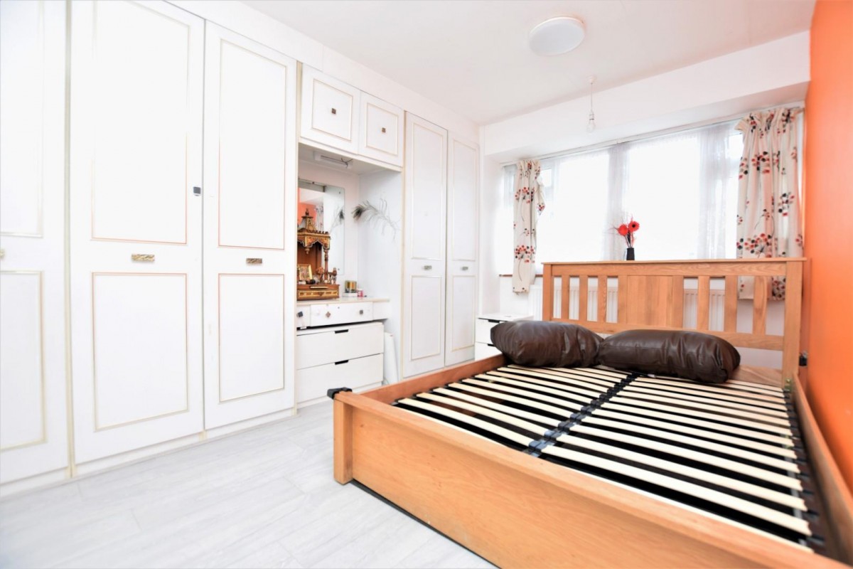 Tendring Way, Chadwell Heath, RM6