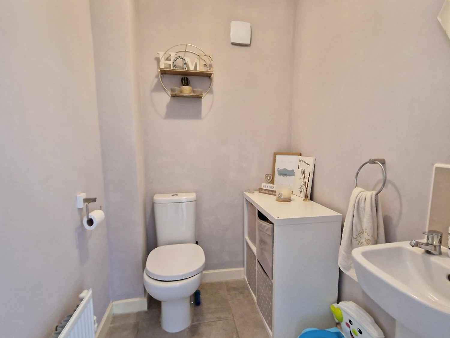 2 bedroom House for sale in Redcar Road, Bicester