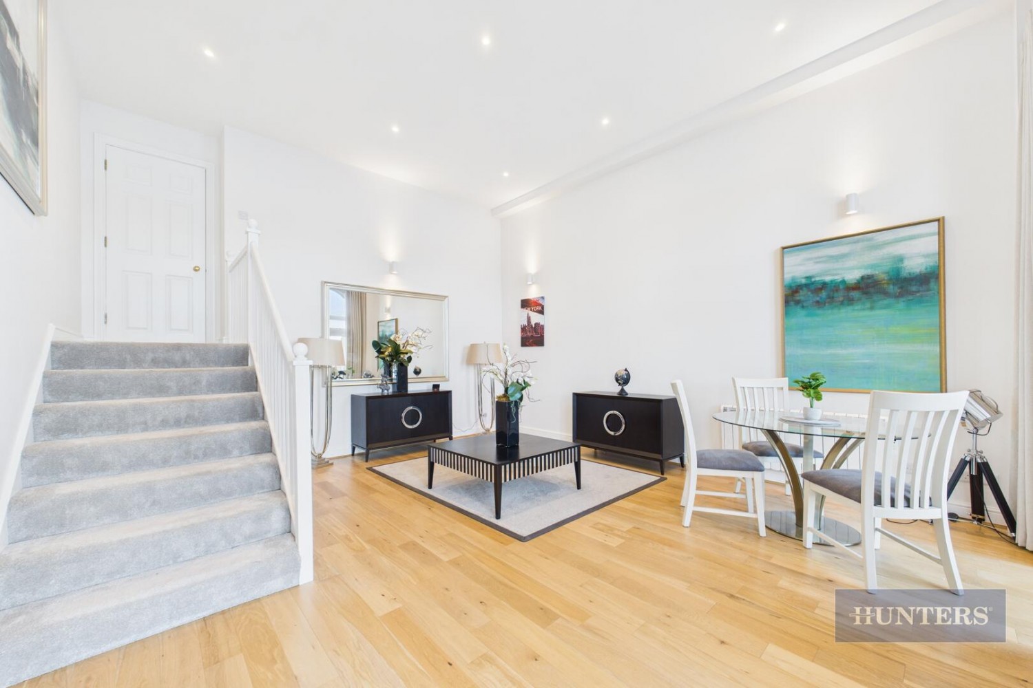 2 bedroom Flat to let in Andes Close, Southampton