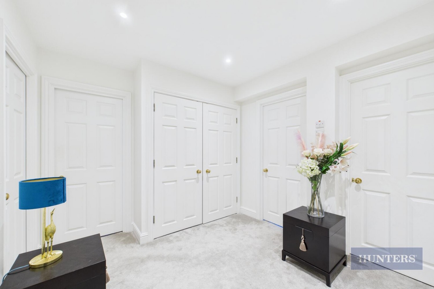 2 bedroom Flat to let in Andes Close, Southampton