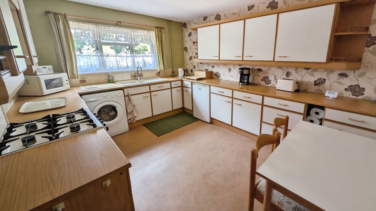 Elmwood, Yate, Bristol, BS37 4JB