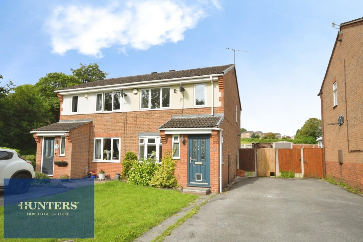 Acacia Avenue, Hollingwood, Chesterfield, S43 2JE