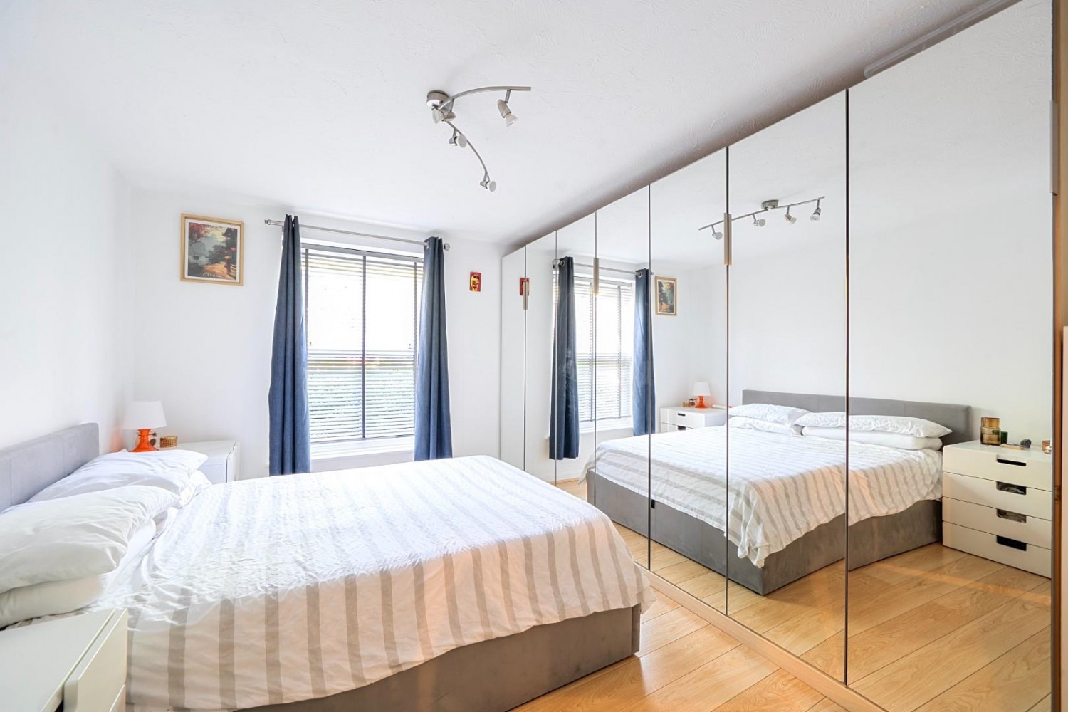 1 bedroom Flat for sale in Mapeshill Place, Willesden Green, London, NW2