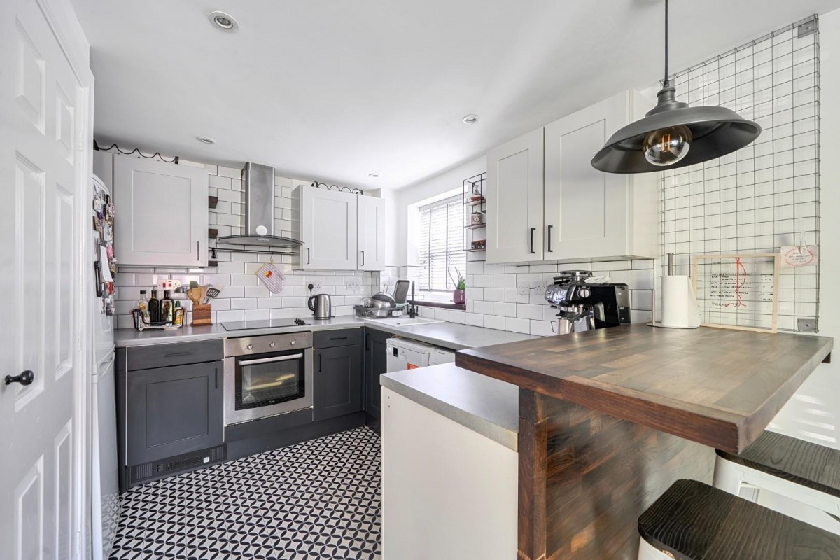 Mapeshill Place, Willesden Green, London, NW2
