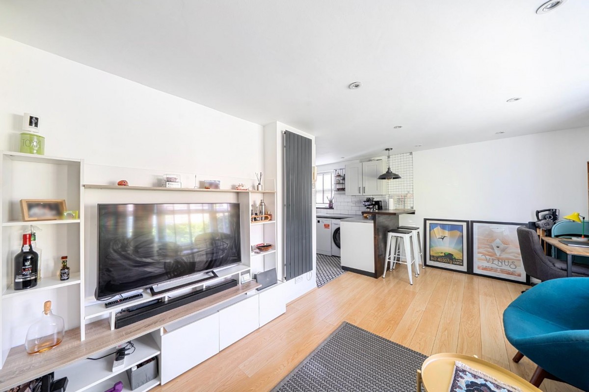 Mapeshill Place, Willesden Green, London, NW2