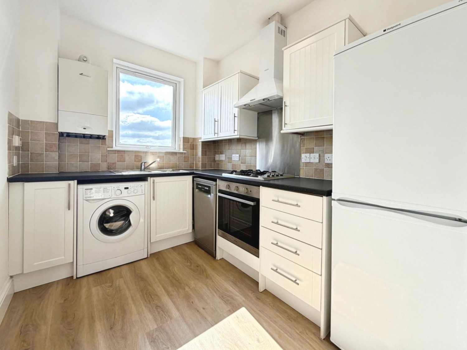 2 bedroom Flat for sale in Grove Park, Bristol