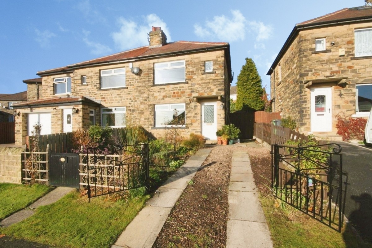 Moorland Crescent, Guiseley