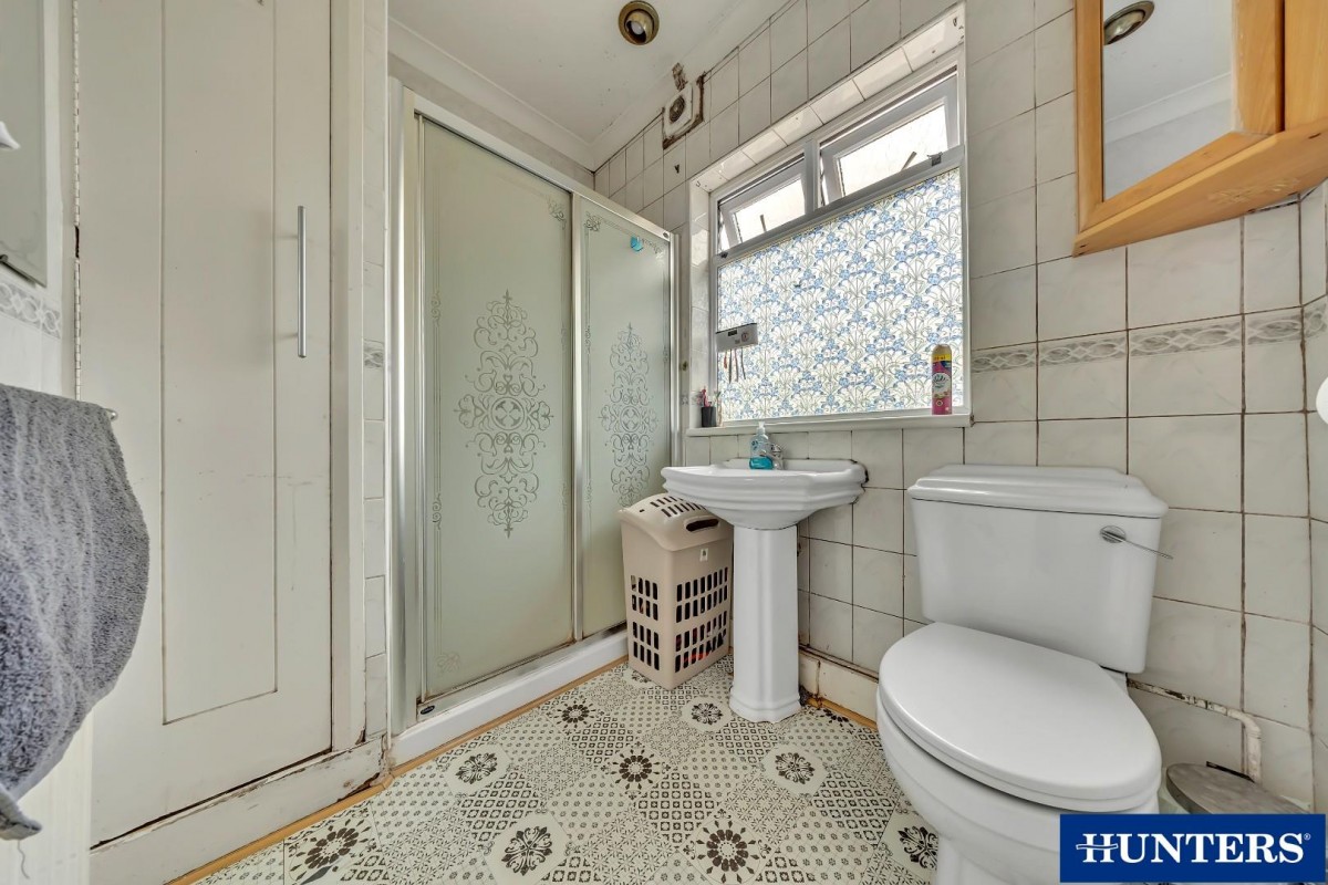 Melbourne Gardens, Chadwell Heath, RM6