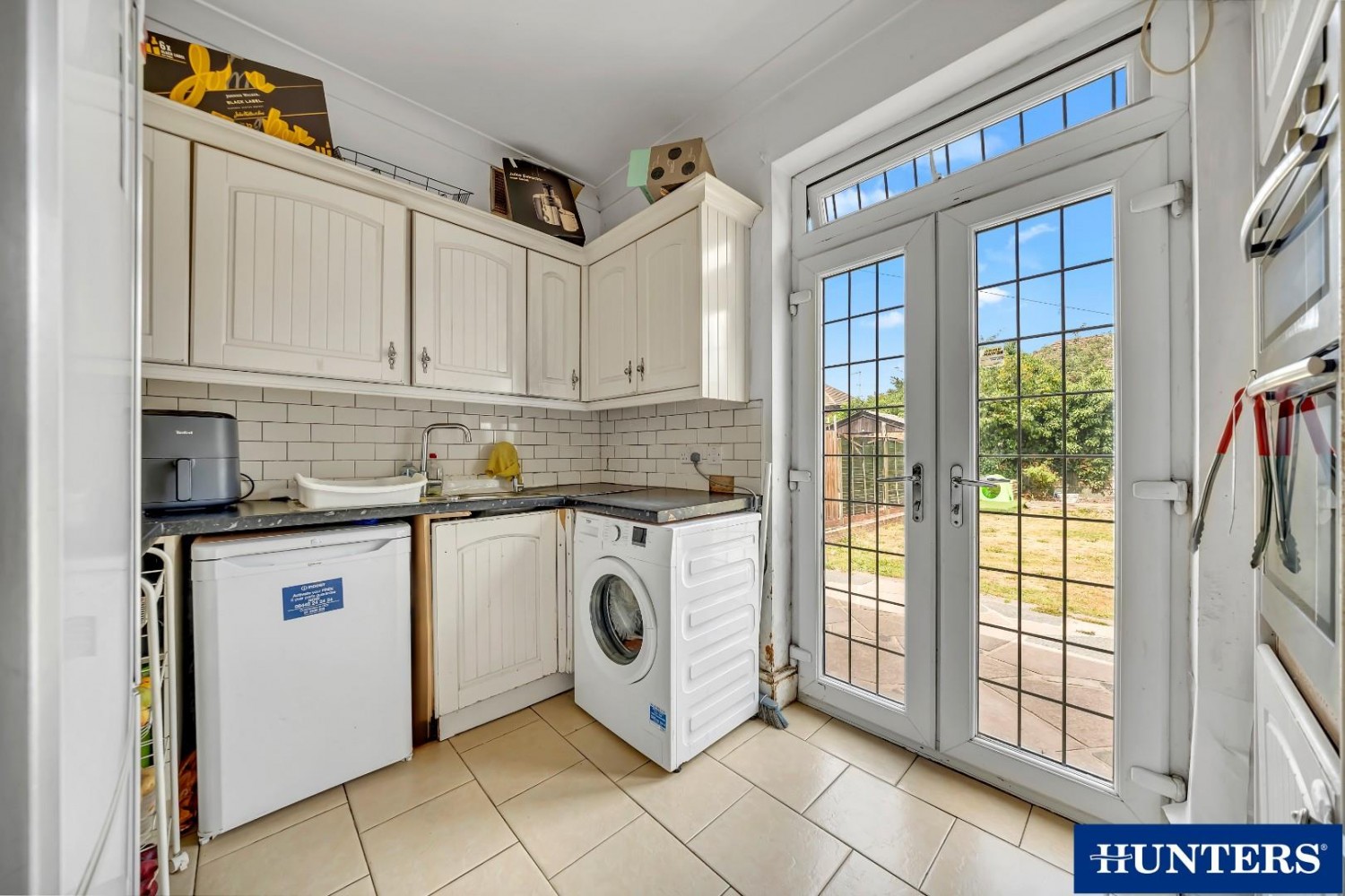 4 bedroom Bungalow for sale in Melbourne Gardens, Chadwell Heath, RM6
