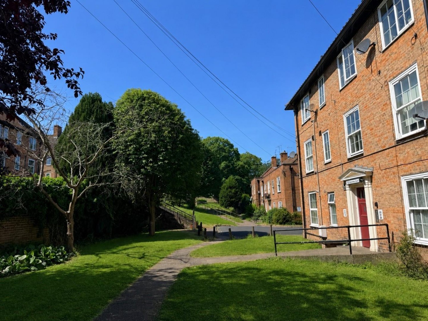 1 bedroom Flat to let in Rosemary Court, York