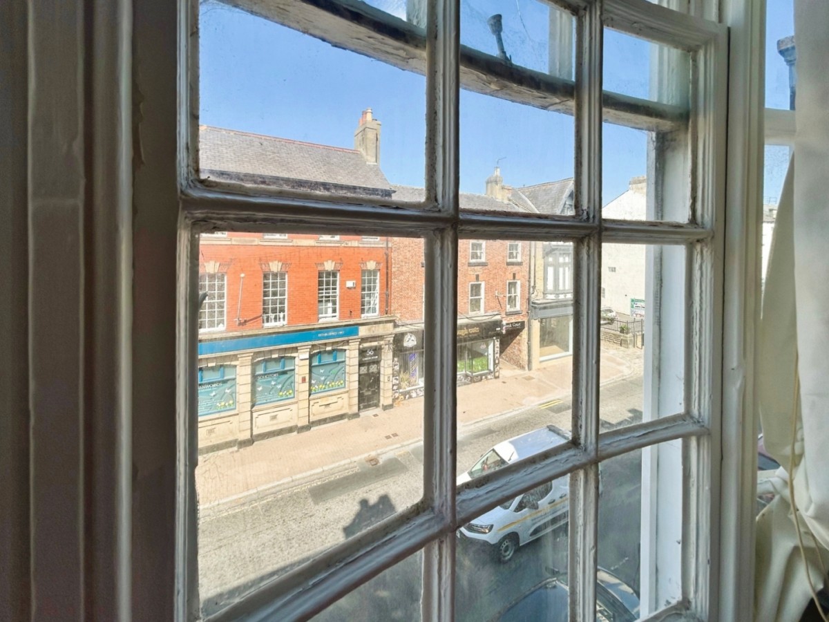 High Street, Knaresborough, HG5 0HB