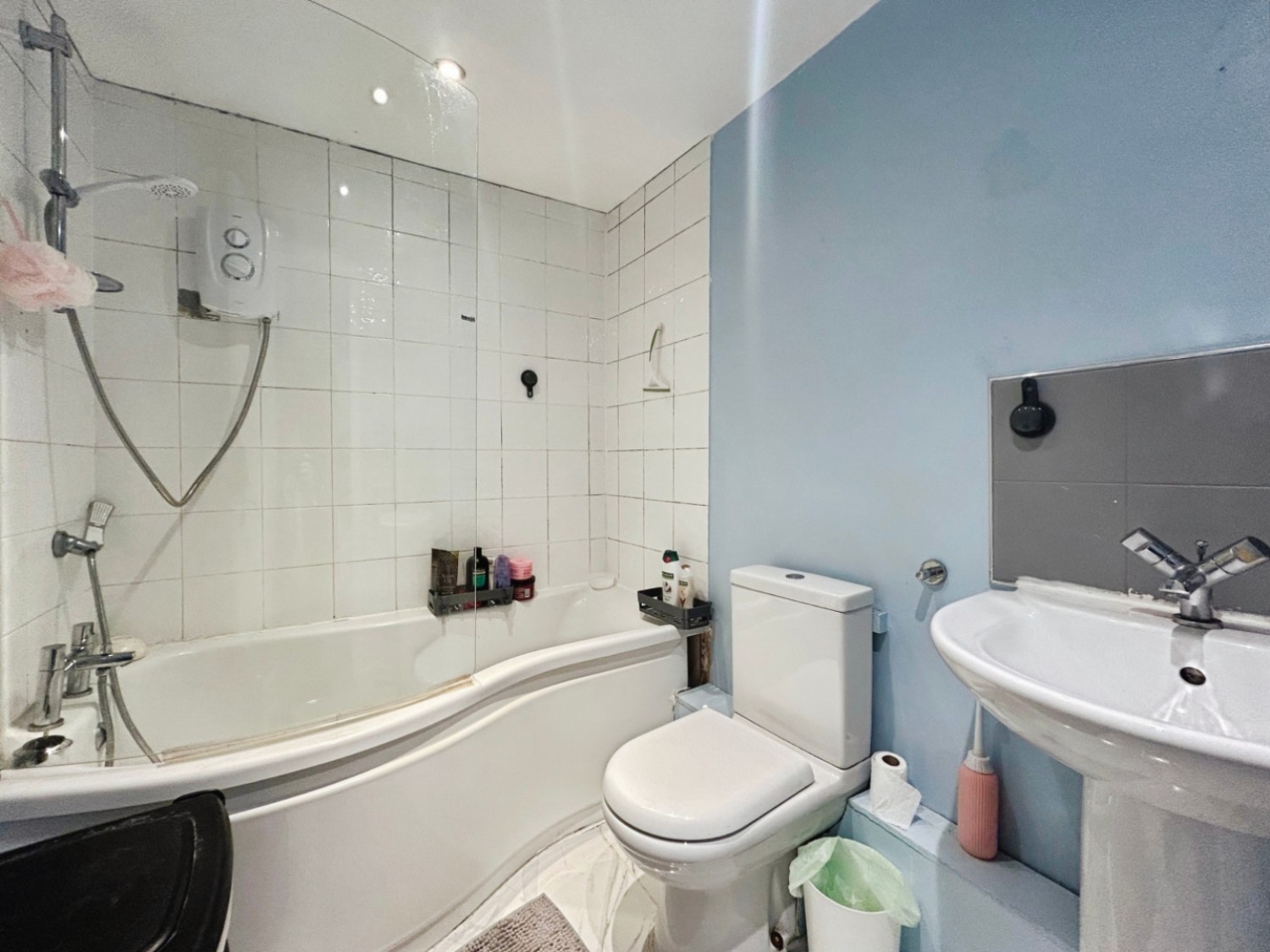 1 bedroom Flat for sale in High Street, Knaresborough, HG5 0HB