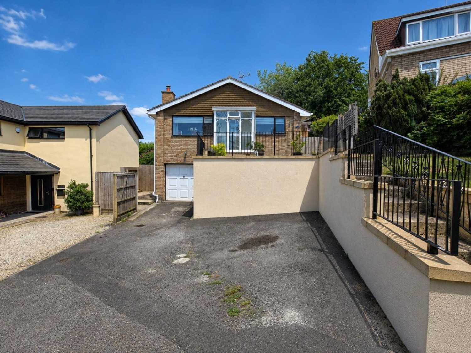 3 bedroom Bungalow for sale in Holywell Road, Norman Hill, Dursley