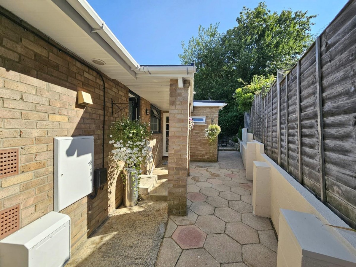 Holywell Road, Norman Hill, Dursley