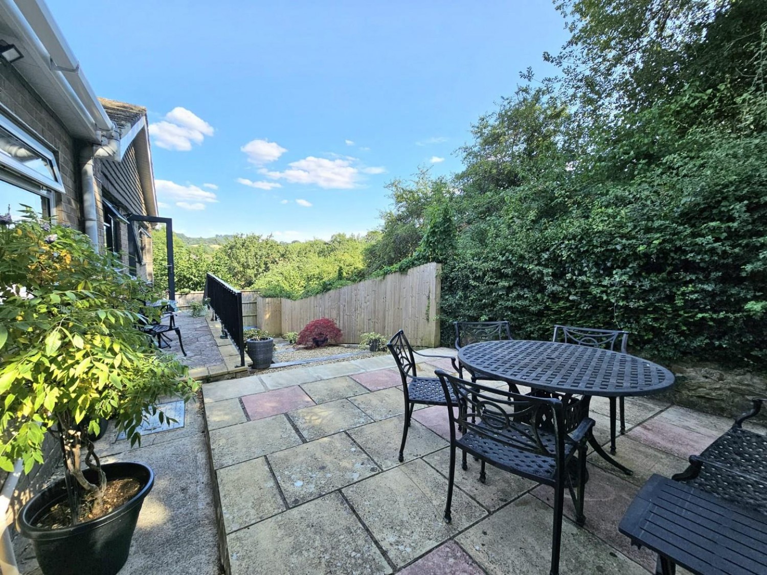 3 bedroom Bungalow for sale in Holywell Road, Norman Hill, Dursley