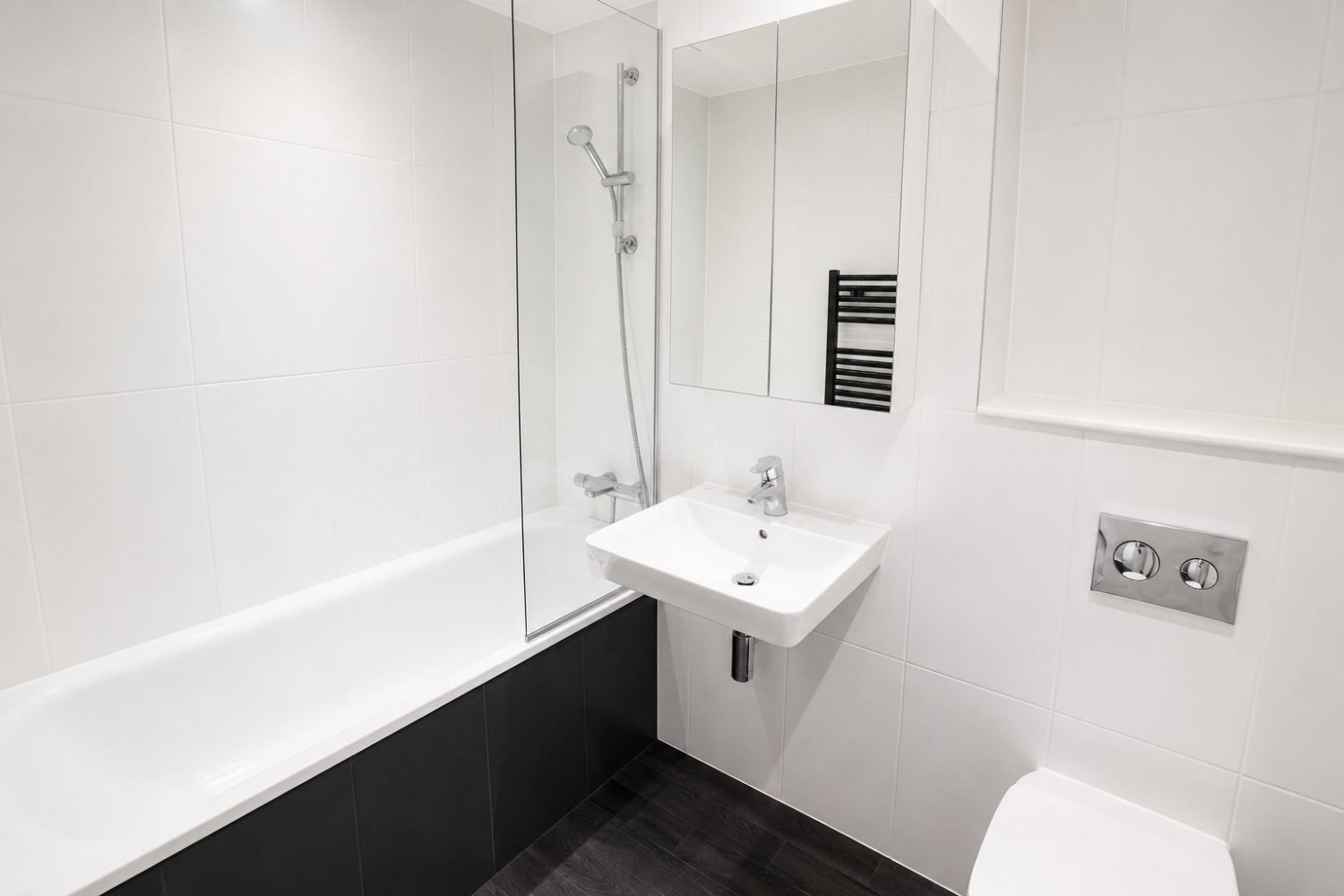3 bedroom Flat to let in Hadrian Tower, Newcastle Upon Tyne, NE4