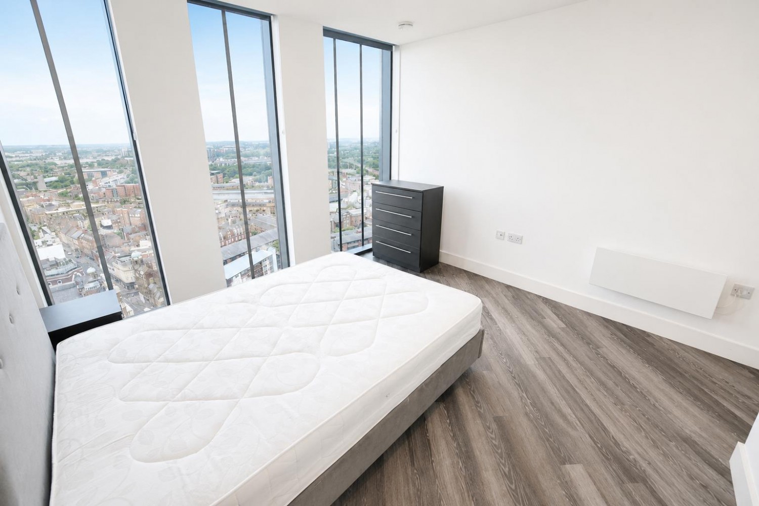3 bedroom Flat to let in Hadrian Tower, Newcastle Upon Tyne, NE4
